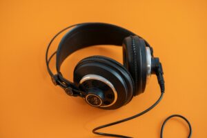audio headphones pakistan