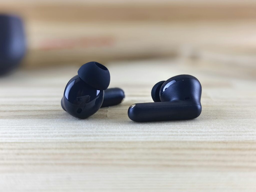 best wireless earbuds under 3000 pakistan